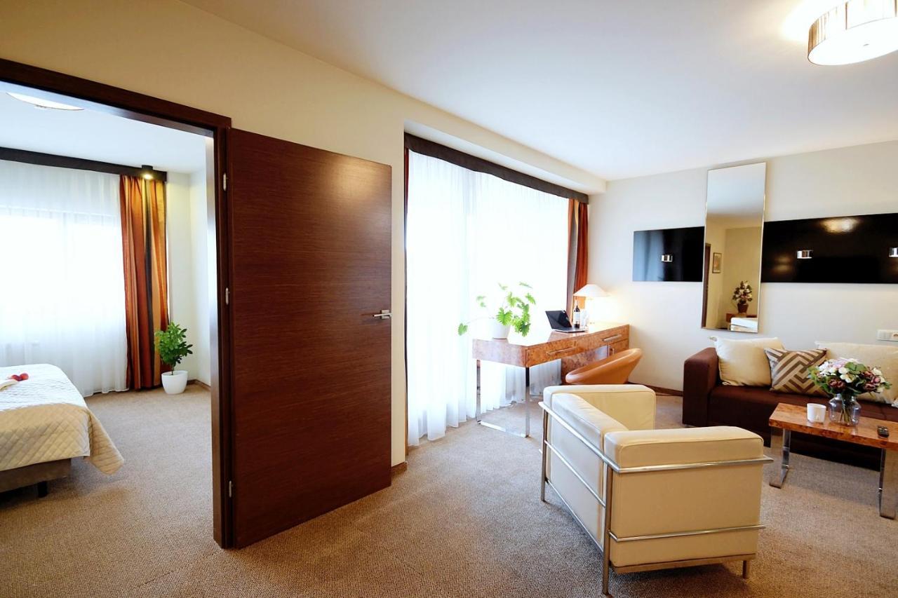 313 W Royal Tulip Sand Prywatny 200 M Do Plazy Dobruk Apartamenty โควอบเซก ภายนอก รูปภาพ